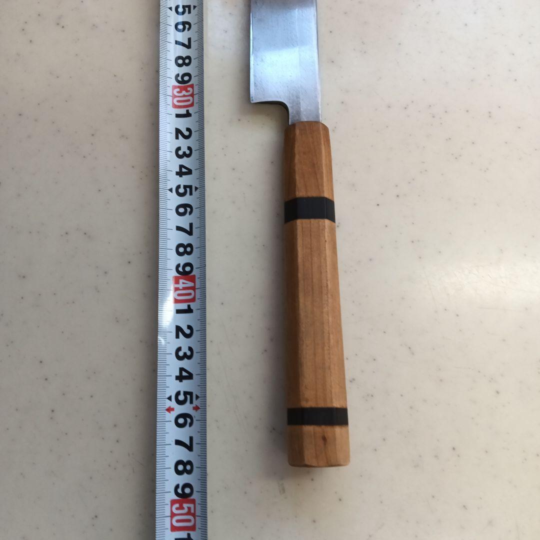 刃渡り約29cmの柳刃包丁