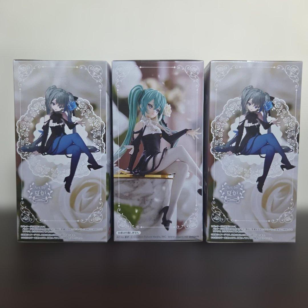 初音ミクフィギュア12点セット　まとめ売り！