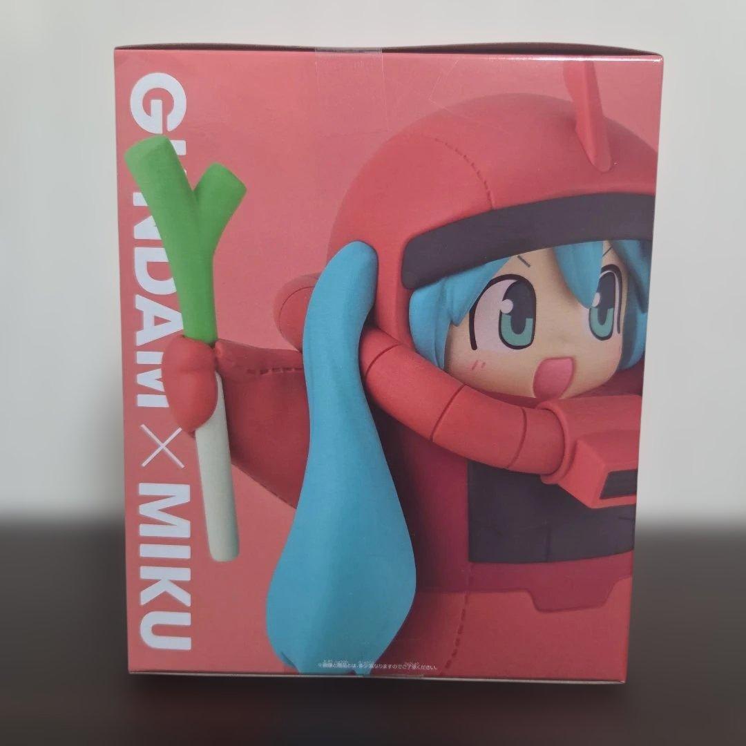 初音ミクフィギュア12点セット　まとめ売り！