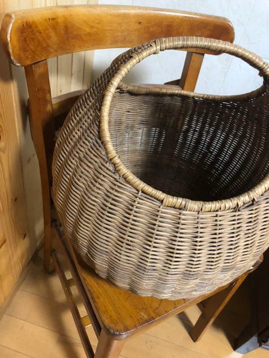 ⑦ かご　花瓶
