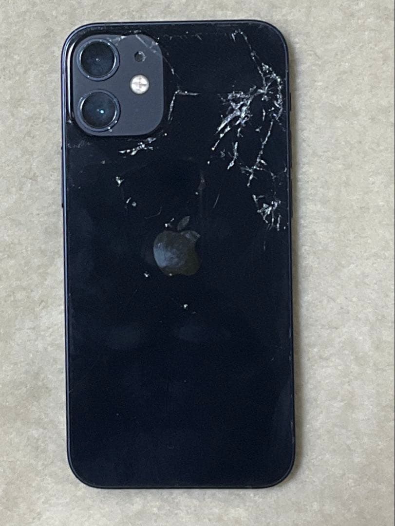 iPhone12mini 64GB ブラック 90% 背面パネルにヒビあり