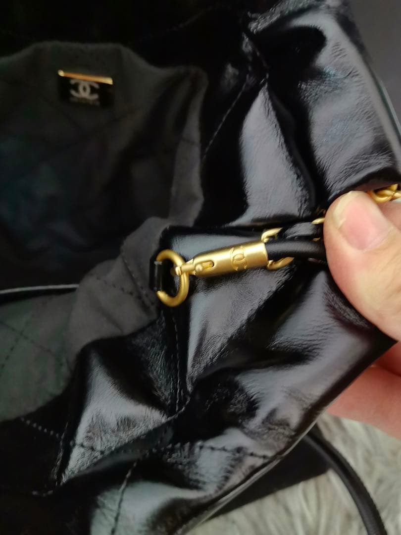 シャネル CHANEL 22ミニ チェーンショルダーバッグ