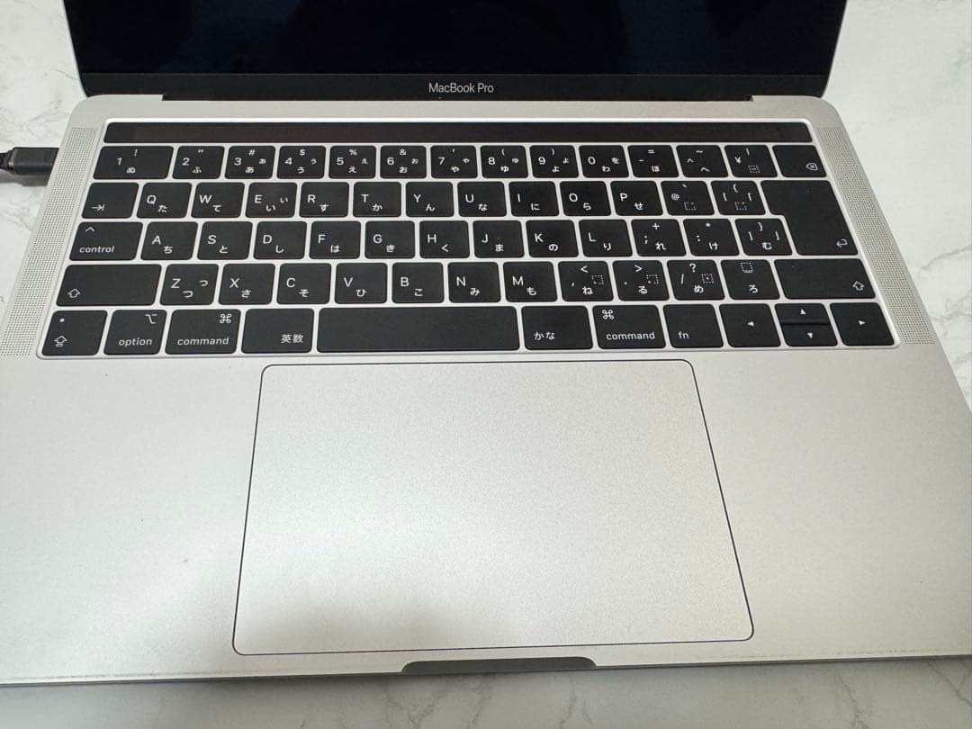 MacBook Pro シルバー
