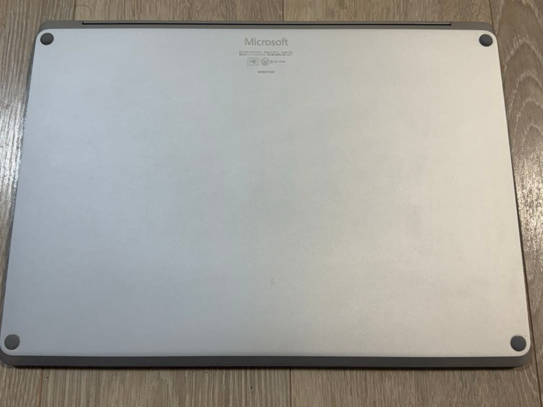 【美品】Surface Laptop / RAM 4GB / SSD 128GB