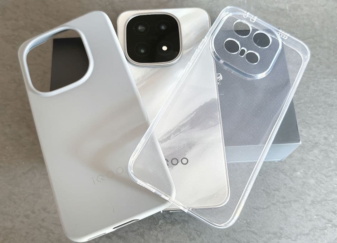 vivo iQOO 15（16/512GB）グレー　中国版　オマケ付き