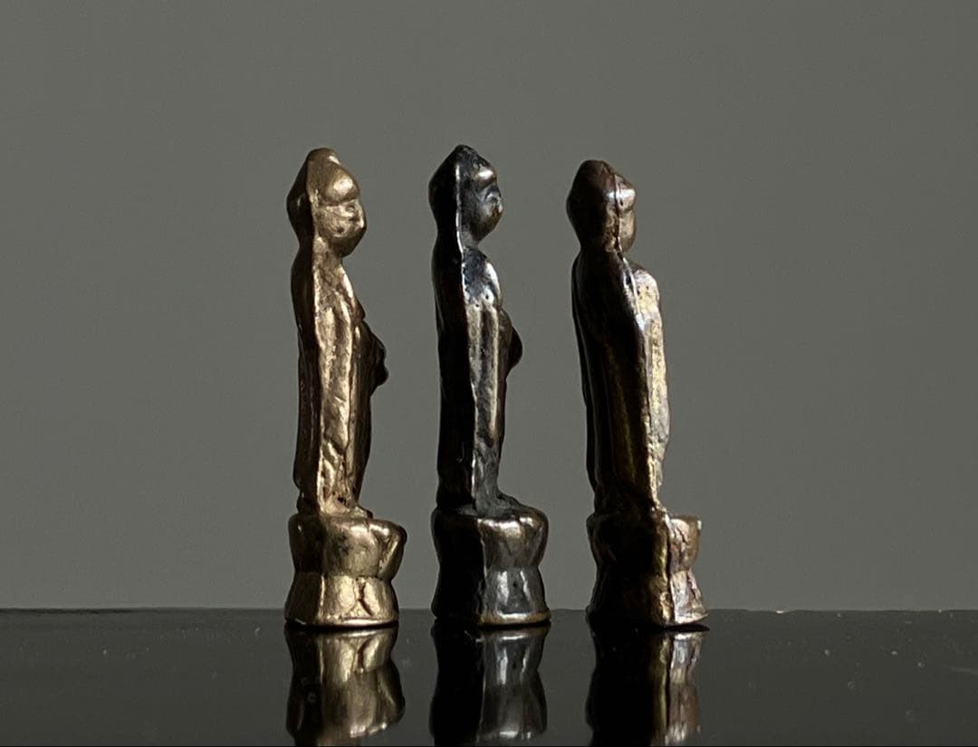 【巡る祈り 極小 阿弥陀如来像 約2㎝ 三体 江戸〜明治頃】豆仏 仏像お守り護符