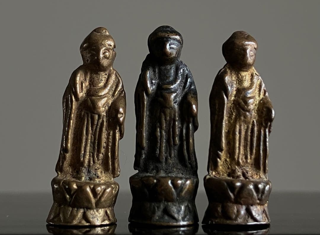 【巡る祈り 極小 阿弥陀如来像 約2㎝ 三体 江戸〜明治頃】豆仏 仏像お守り護符