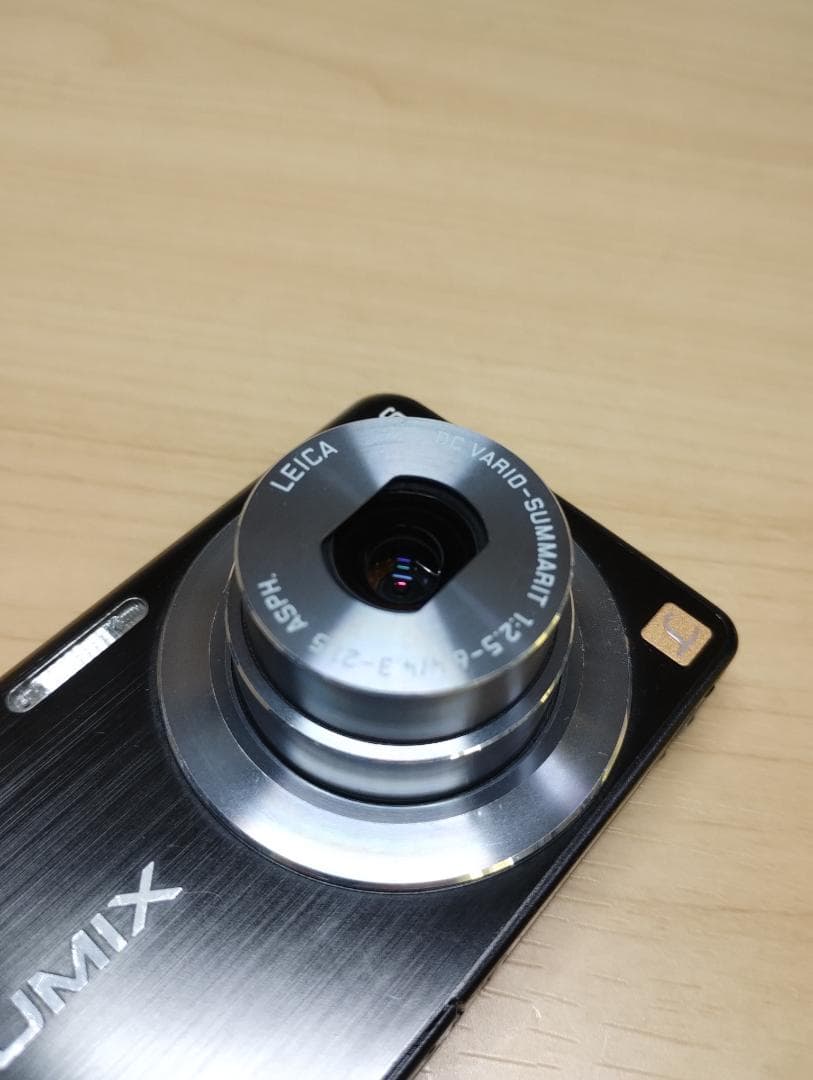 Panasonic LUMIX DMC-FH8 ブラック デジカメ コンデジ