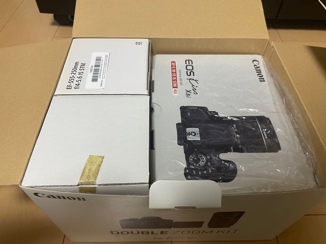 Canon EOS Kiss X8i ダブルズームキット