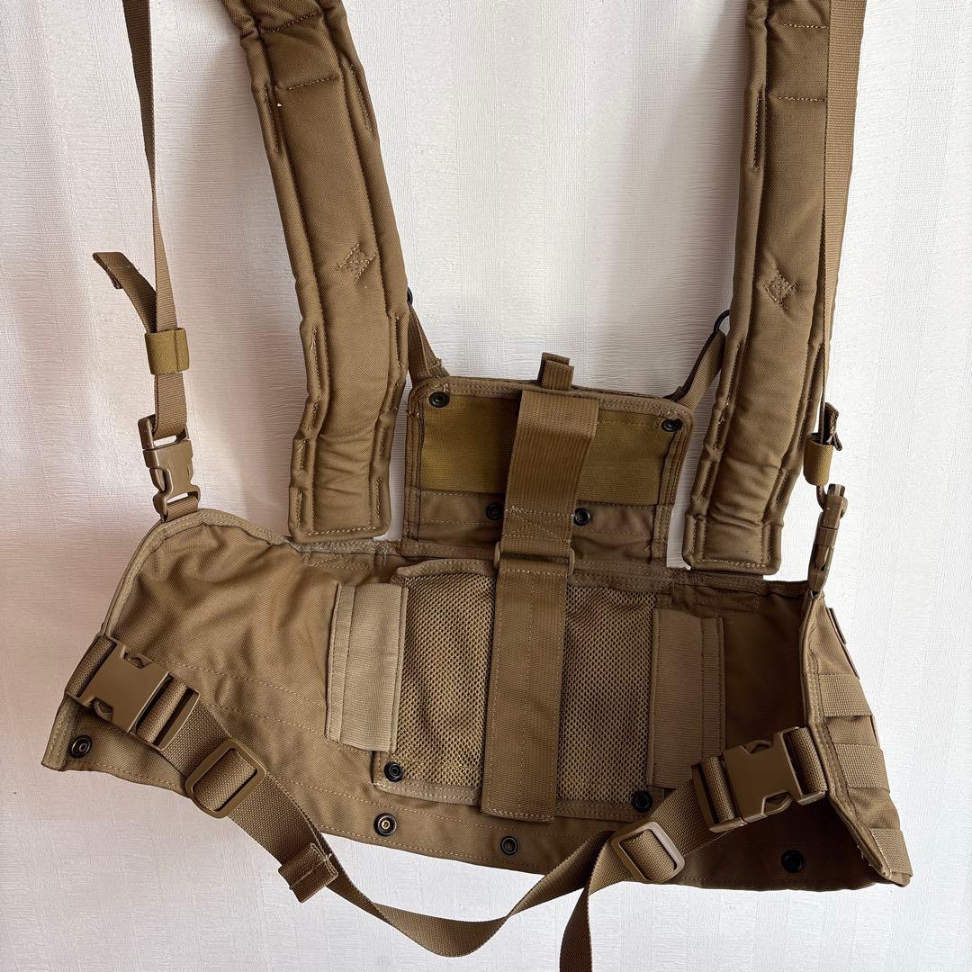 米軍放出品 USMC FSBE2 ローデシアンリーコンベスト コヨーテ RRV