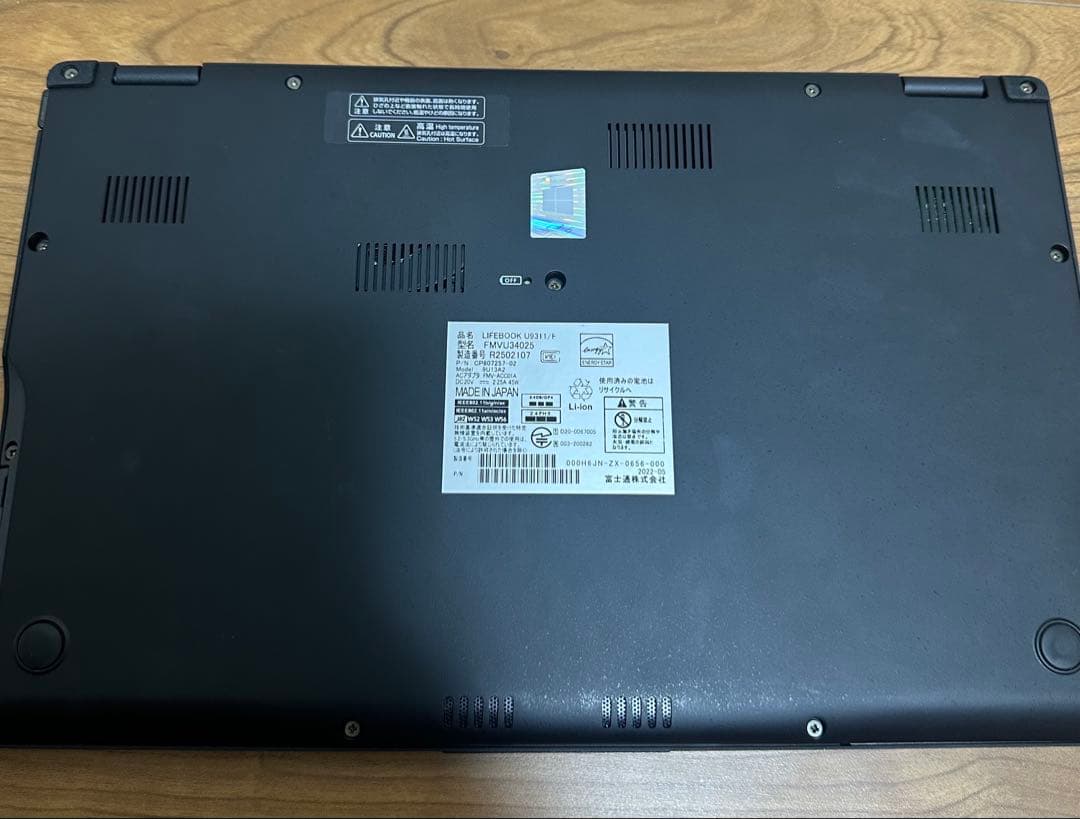 美品LTEモデル富士通U9311/F 第11世代 i5SSD 256GB指紋認証