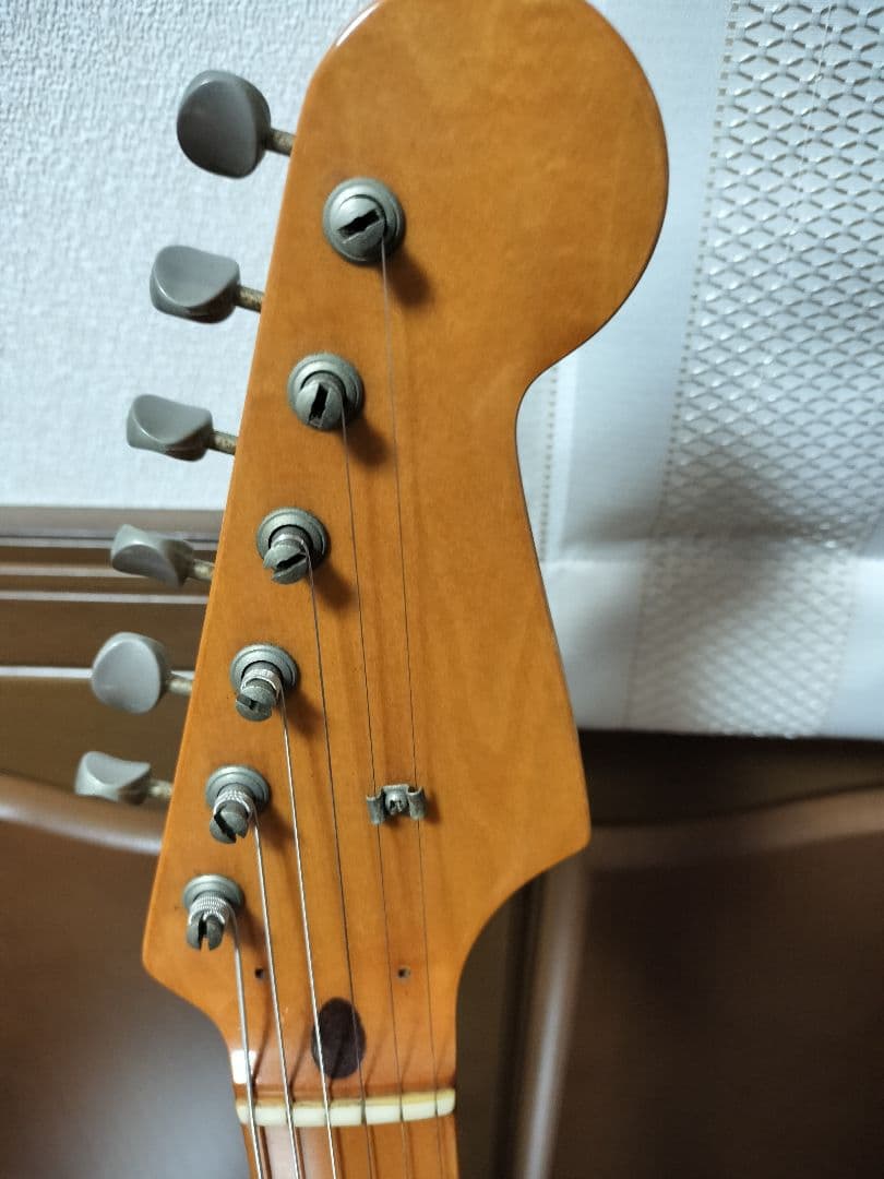 再度値下げ　フェルナンデス　アイアンメイデン　エレキギター