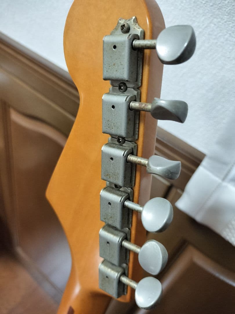 再度値下げ　フェルナンデス　アイアンメイデン　エレキギター