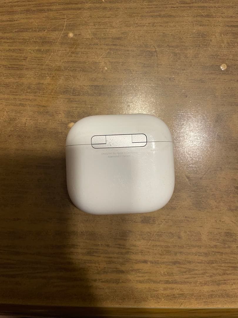 AirPods第4世代ノイズキャンセリング付き 充電ケース