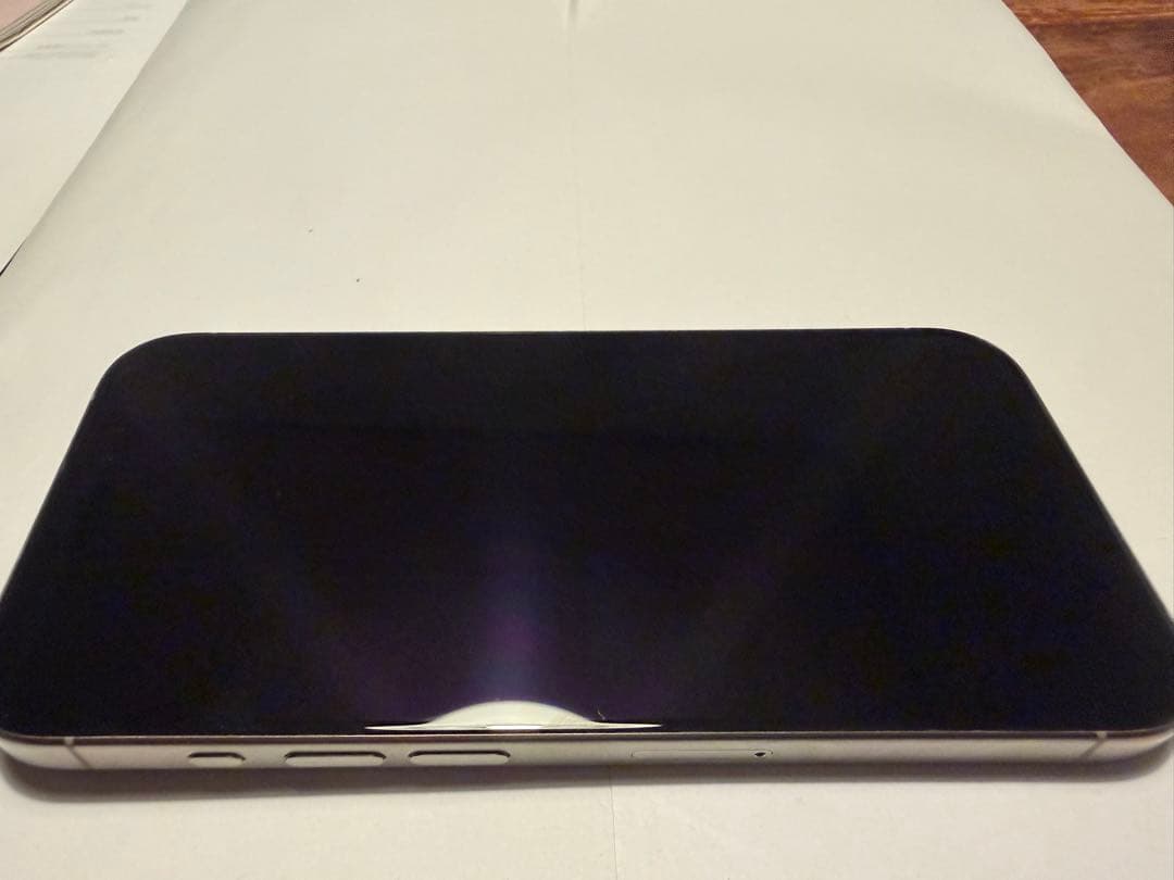 R*a様 iPhone15 pro ナチュルチタニウム 256GB SIMフリー