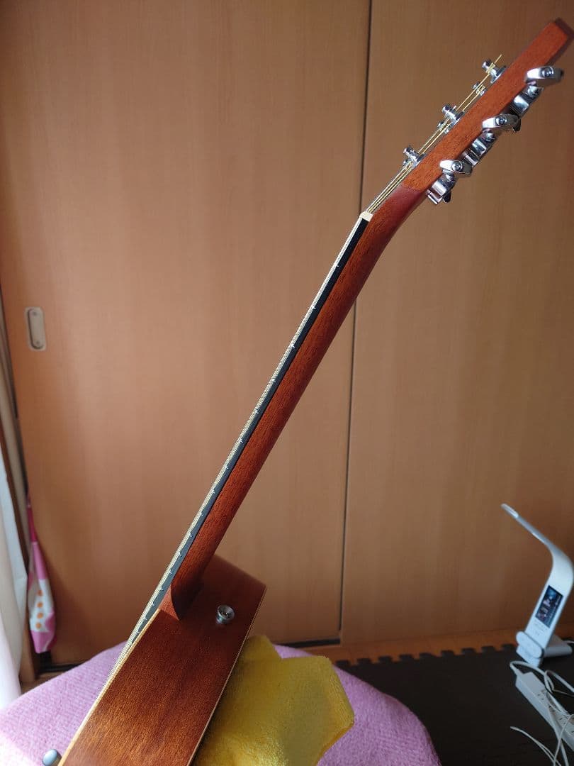 ​【純正ハードケース付】 Taylor Baby Taylor 301