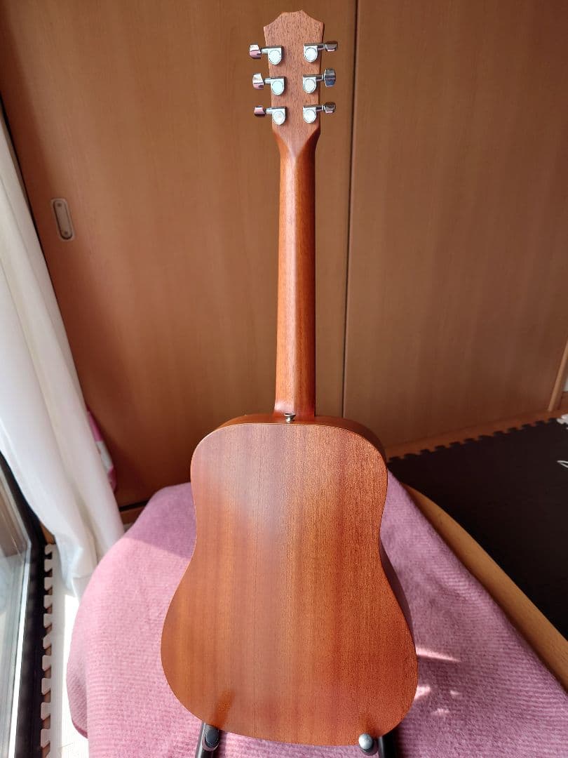 ​【純正ハードケース付】 Taylor Baby Taylor 301