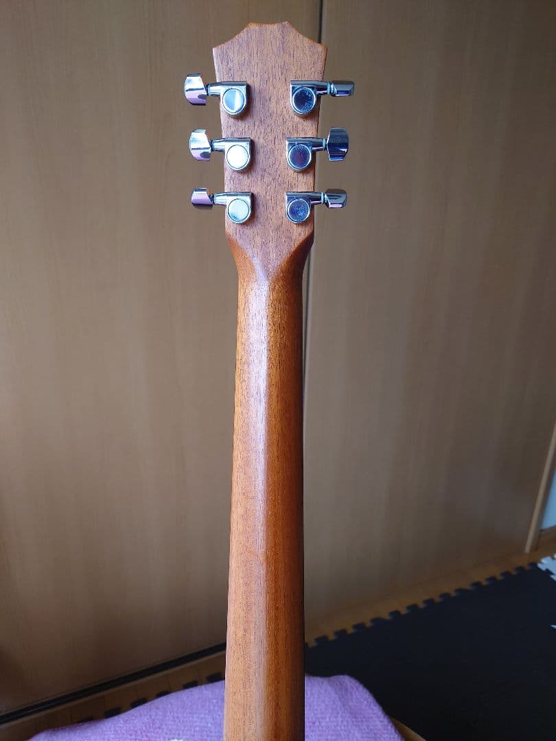 ​【純正ハードケース付】 Taylor Baby Taylor 301