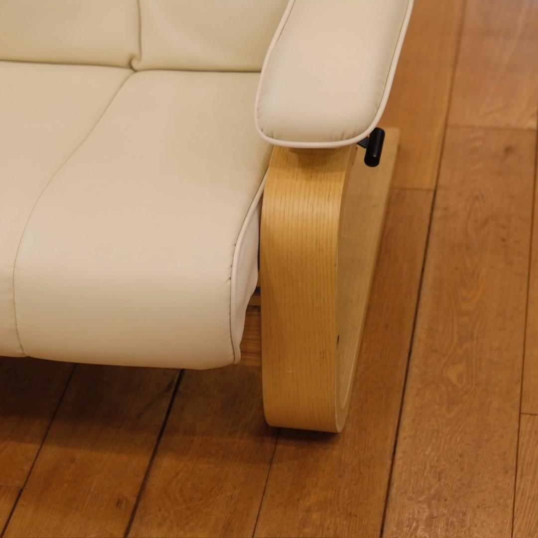 フジファニチャー　リクライニング　ソファ　2人掛け　アイボリー