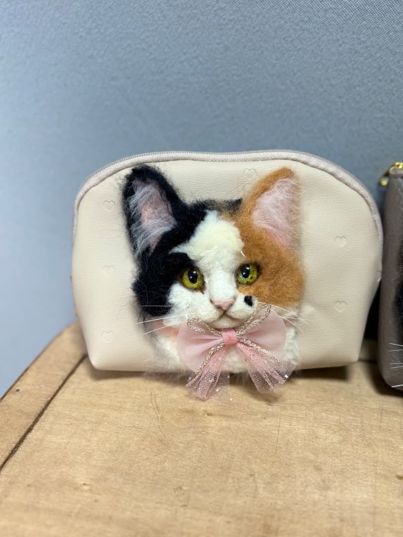羊毛フェルト三毛猫ポーチ【ハンドメイド 羊毛フェルト