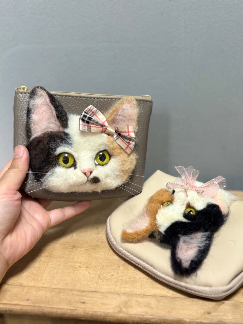 羊毛フェルト三毛猫ポーチ【ハンドメイド 羊毛フェルト