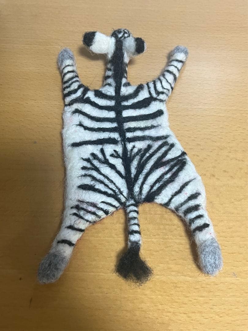 羊毛フェルト　シマウマ　コースター