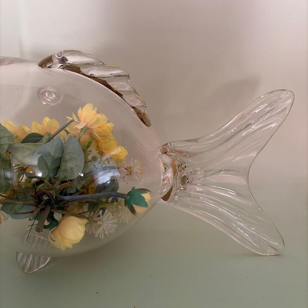 魚のガラス型花瓶金魚水族館