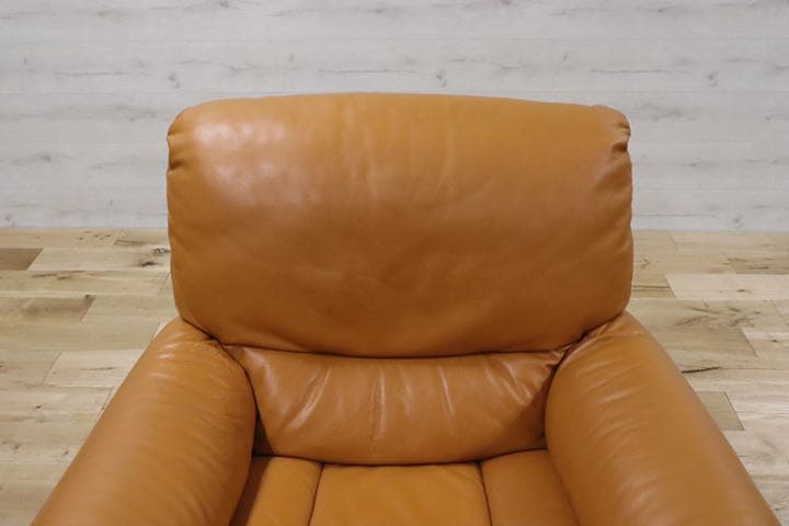 GMDNS157○ IDC大塚家具 シングルソファ 本革 オレンジ 安楽椅子