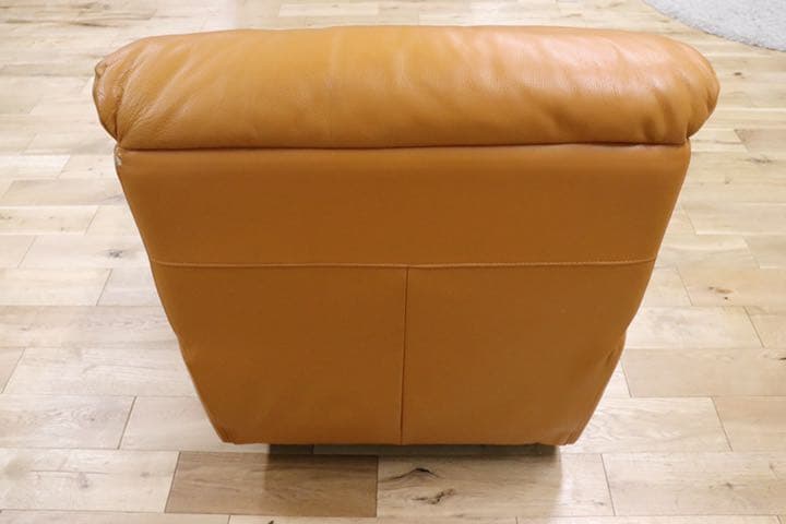 GMDNS157○ IDC大塚家具 シングルソファ 本革 オレンジ 安楽椅子