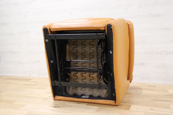 GMDNS157○ IDC大塚家具 シングルソファ 本革 オレンジ 安楽椅子