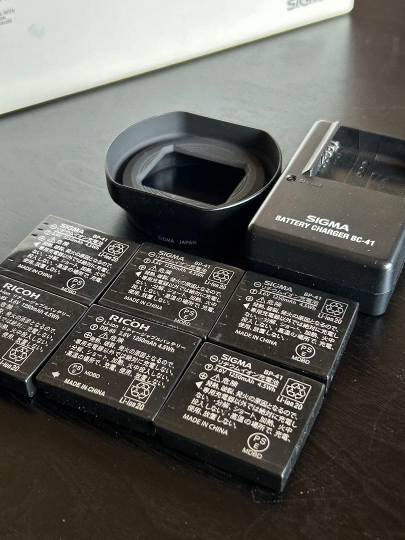 デジタルカメラ SIGMA DP1merril