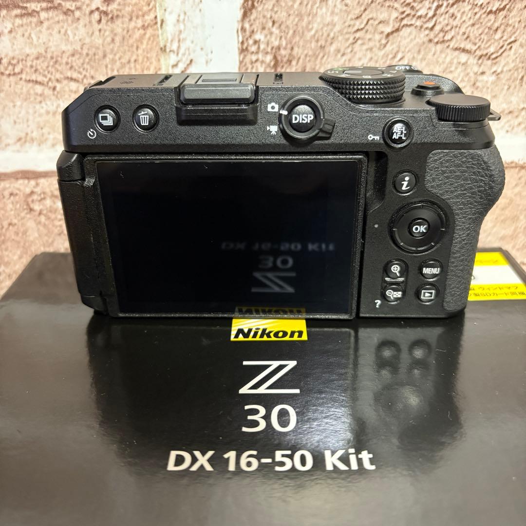 【値下げ】【美品】Nikon Z30 DX 16-50 VR レンズキット