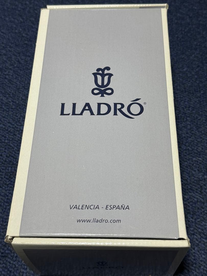 LLADRO リヤドロ ウェディング人形 陶器製『祝福の鐘の音』