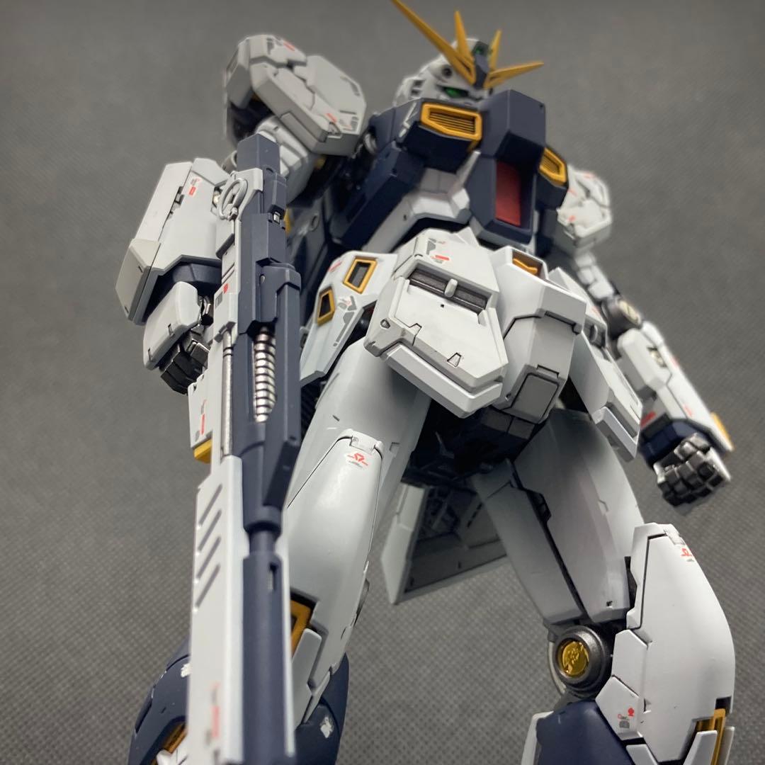RG1/144 RX-93 νガンダムHWS&フィンファンネル全塗装完成品