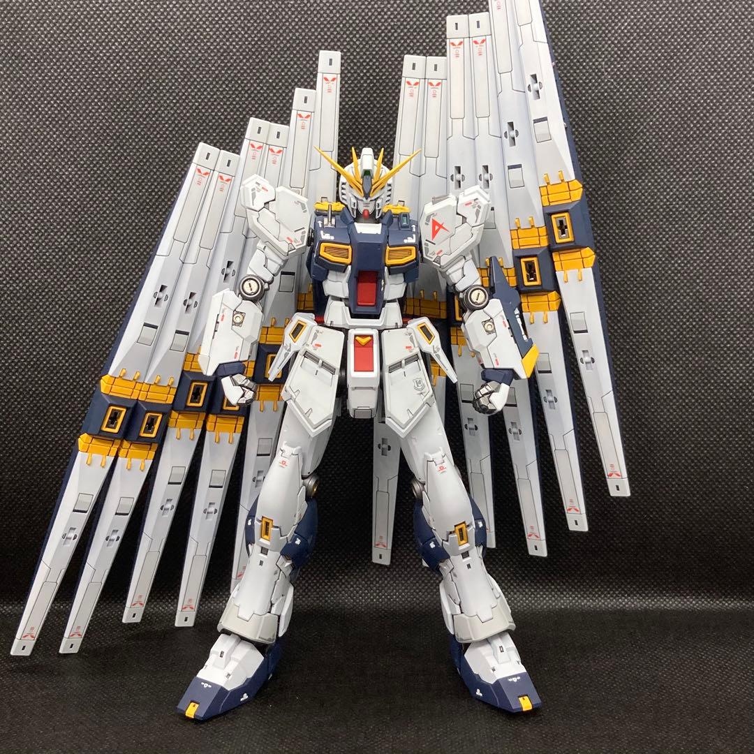 RG1/144 RX-93 νガンダムHWS&フィンファンネル全塗装完成品