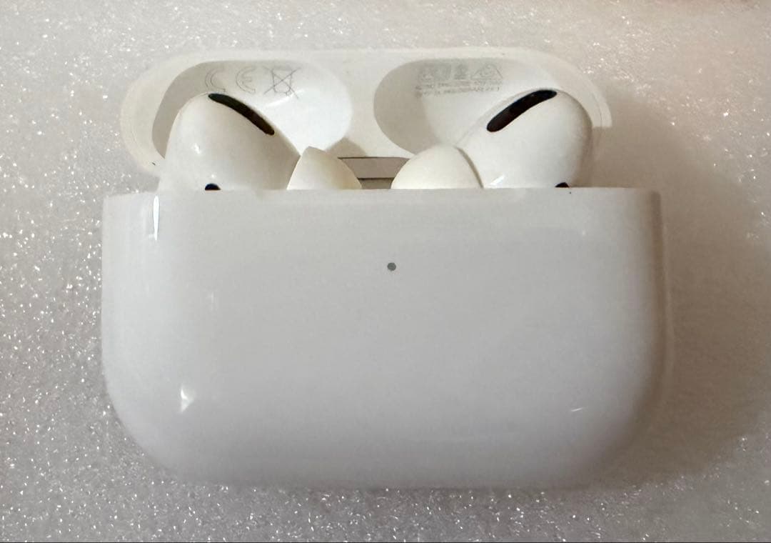 Apple AirPods Pro 本体 ホワイト
