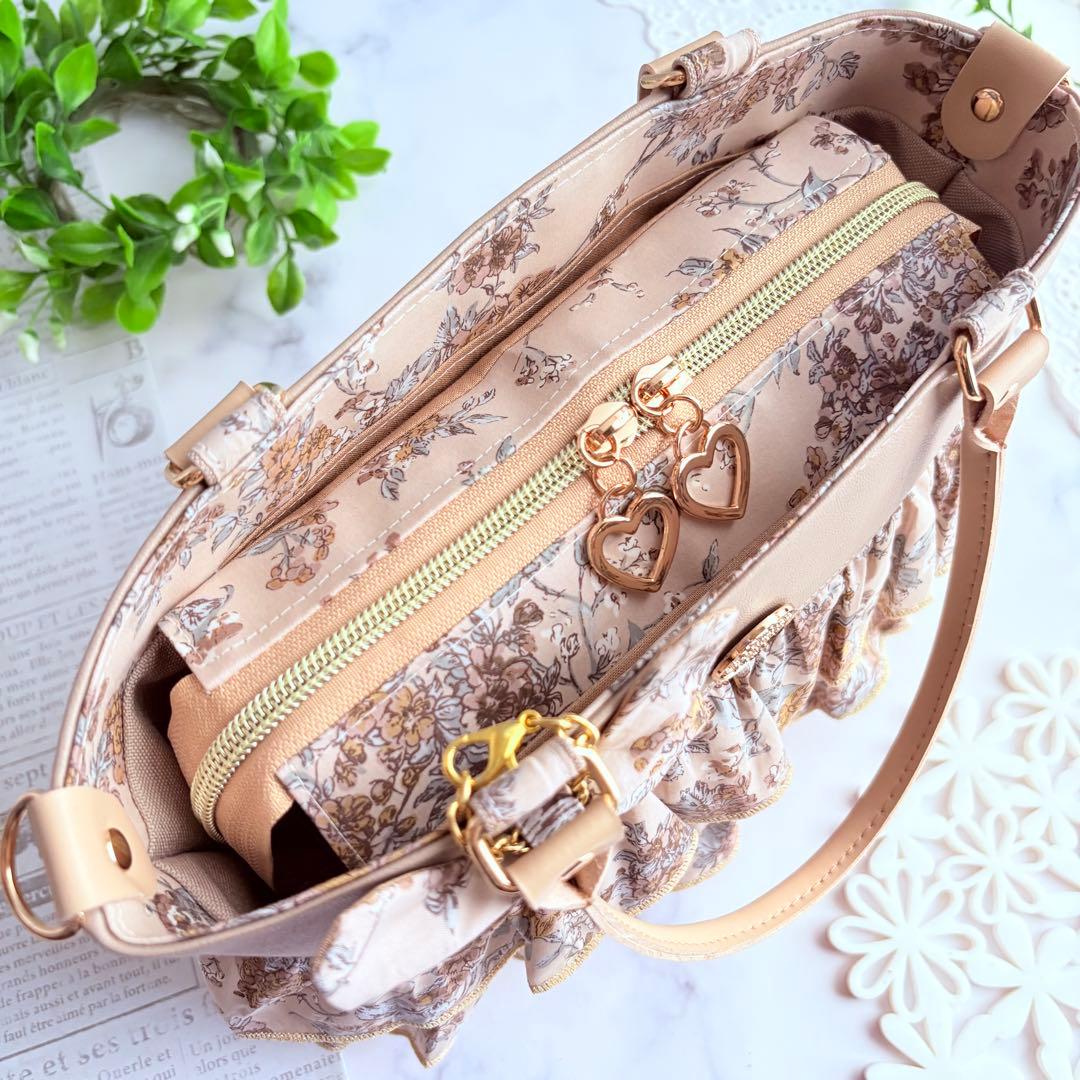 フ*ク様 ウォールナッツ×フェイクレザー ダブルフリルトートバッグ☆.*˚