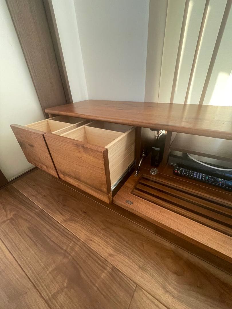 【2月限定値下げ】【引き取り限定】大型テレビボード　ブルーレイ付き