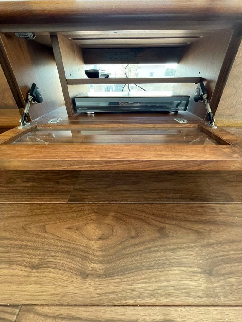 【2月限定値下げ】【引き取り限定】大型テレビボード　ブルーレイ付き