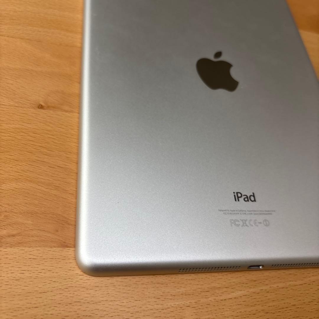 iPad本体 Apple iPad Air 16GB