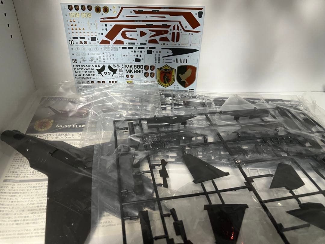 【未組立】 Su-33 フランカーD ”エースコンバット シュトリゴン隊”