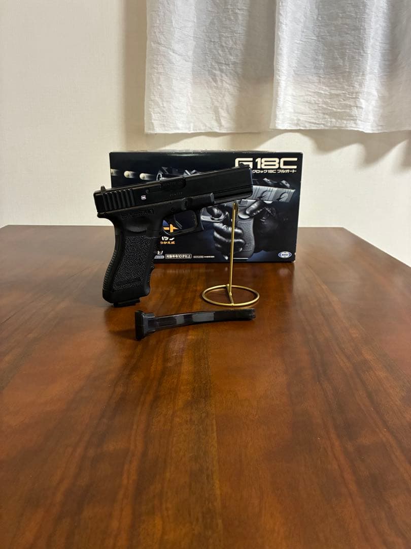 美品　東京マルイ　カスタム品　グロックG18C Glock 強化カーボンピニオン