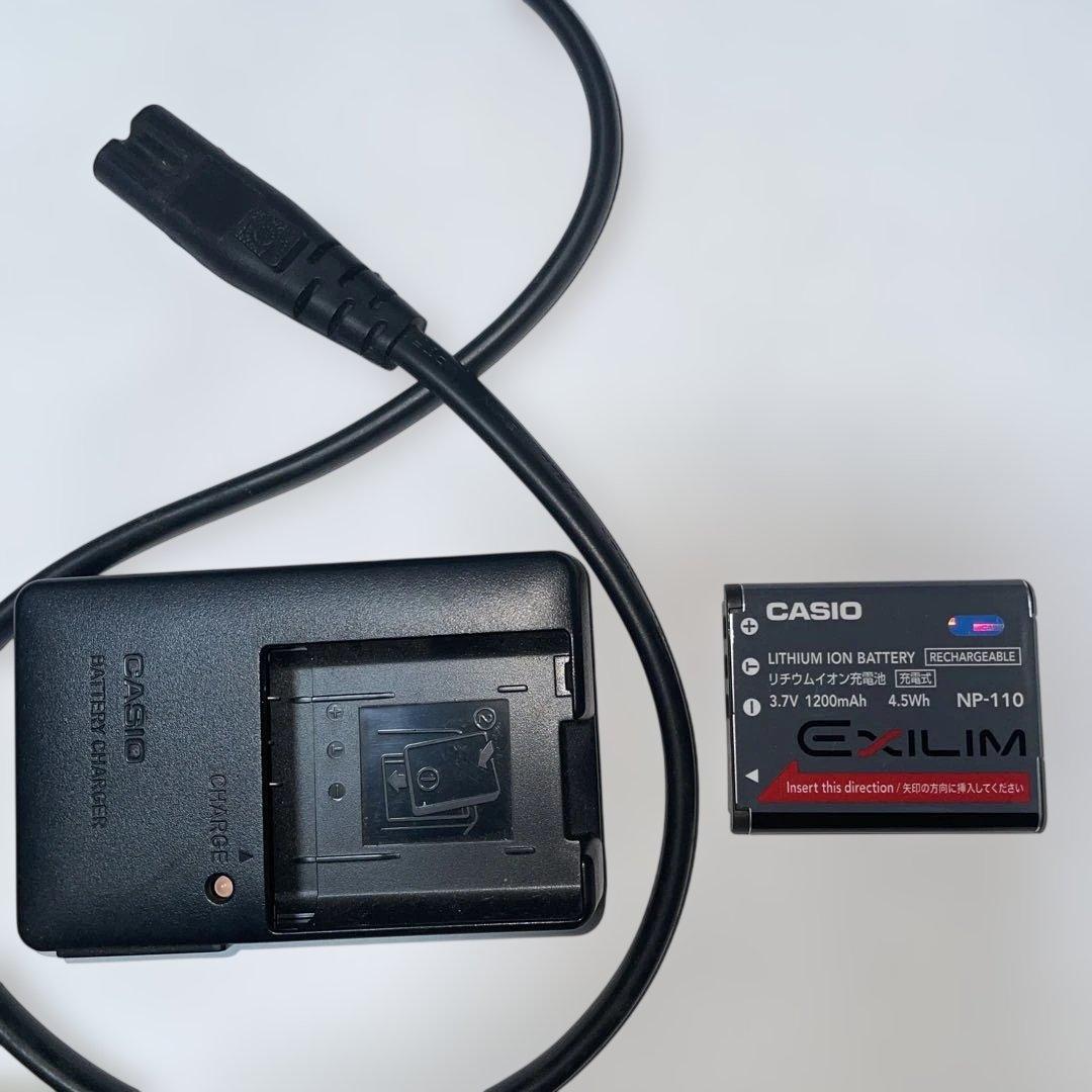 CASIO EXILIM EX-Z2300 パープルバッテリーと充電器付き