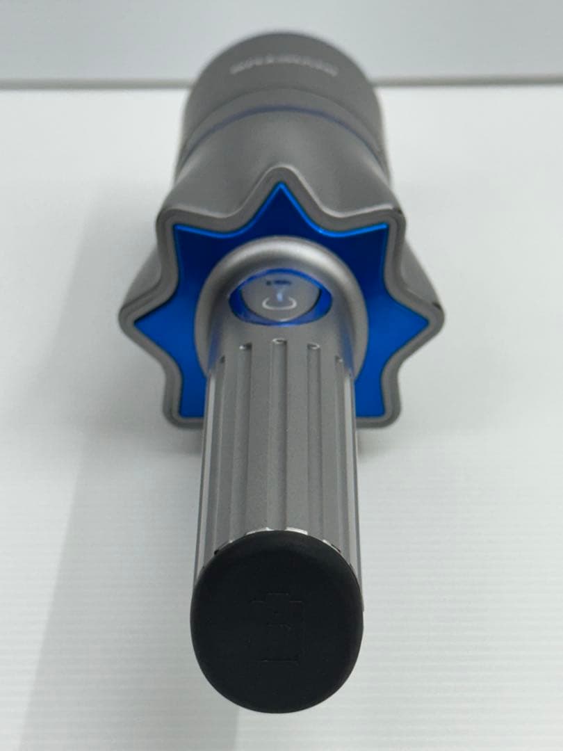 2023年製　インビクタスワン INV-002 掃除機　本体　バッテリー付き