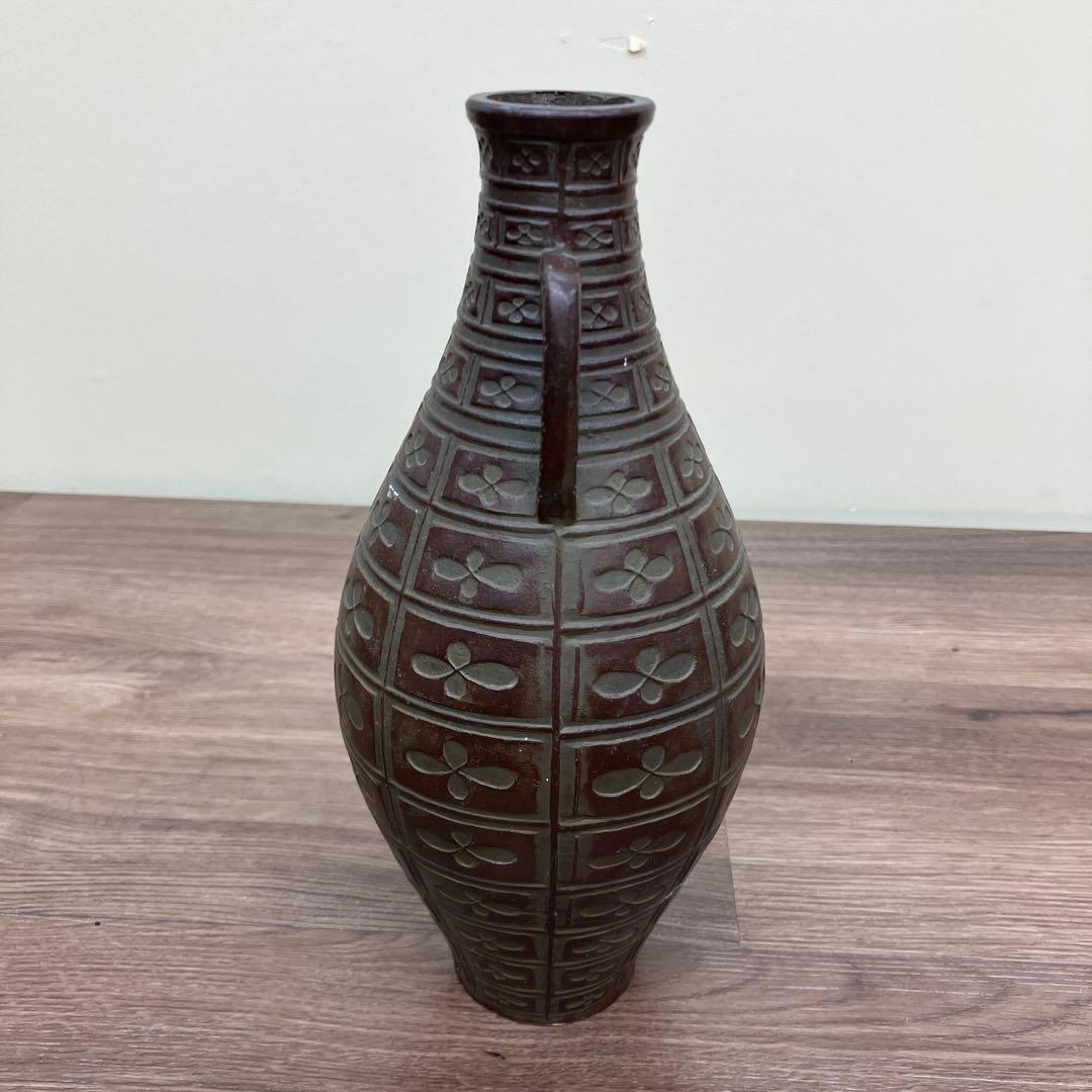 D壁 鋳銅 花瓶 双耳 幾何学紋様 花器 飾壷 鋳物 工芸品 アンティーク