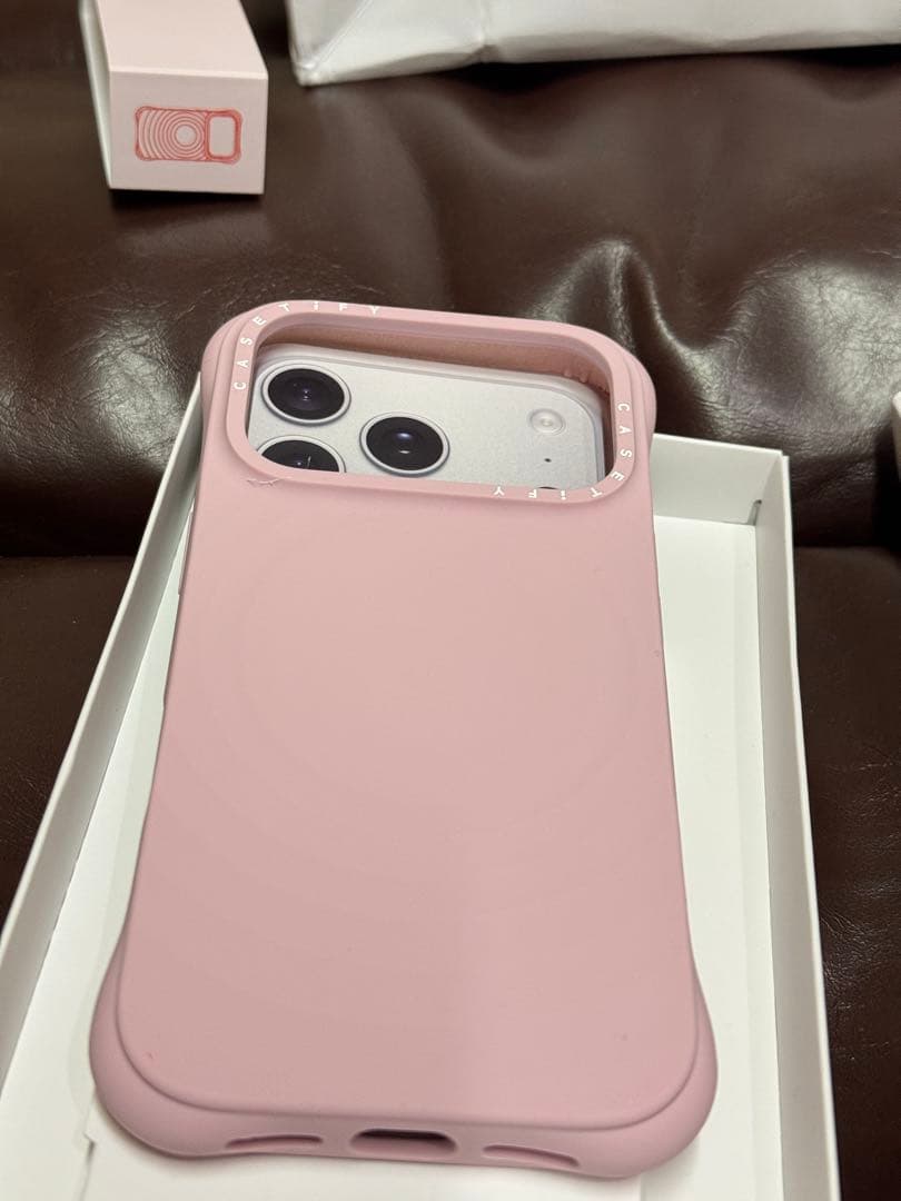 CASETiFY ESSENTIALS ピンクケース 17 pro用ケース