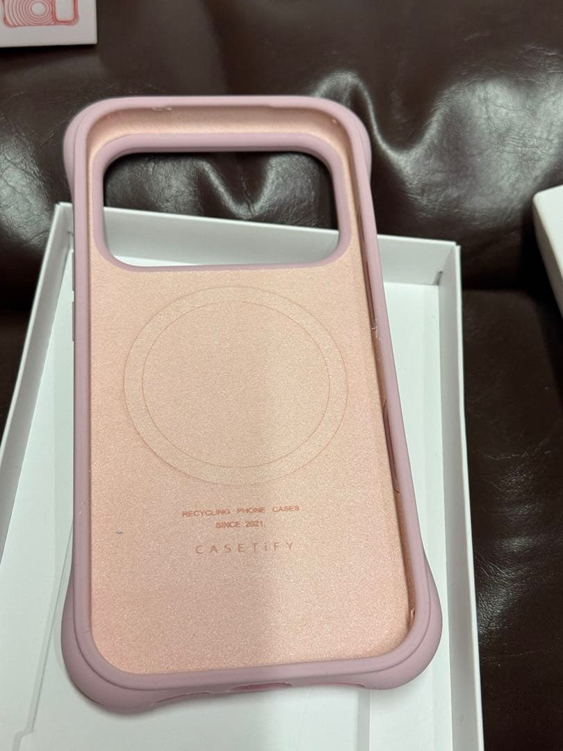 CASETiFY ESSENTIALS ピンクケース 17 pro用ケース