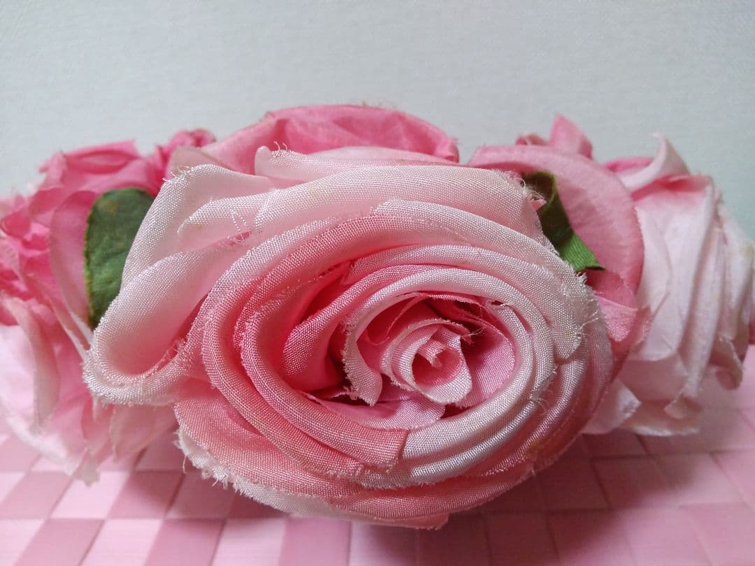 アンティーク フランス ピンク 薔薇の布花 小物入れ