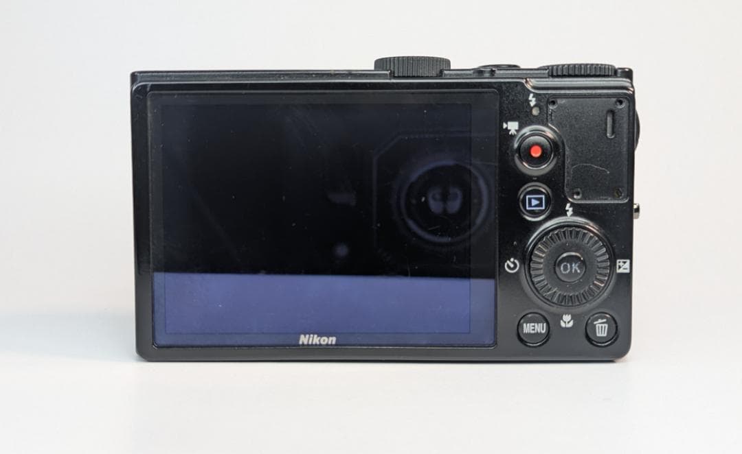 Nikon COOLPIX P300 デジタルカメラ