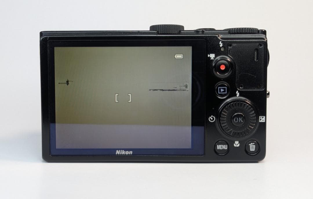 Nikon COOLPIX P300 デジタルカメラ